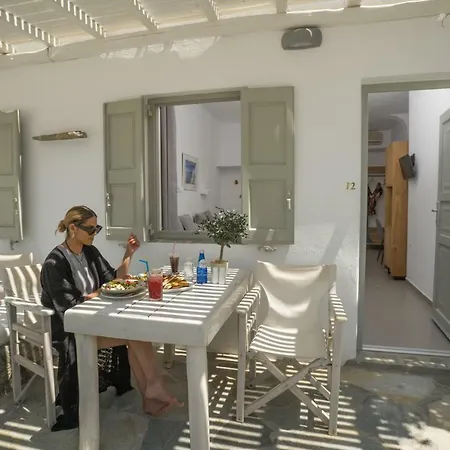 Agia Anna Beachfront Boutique パラガ