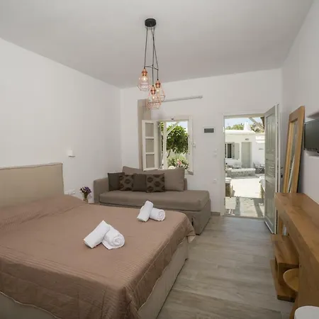 Agia Anna Beachfront Boutique パラガ