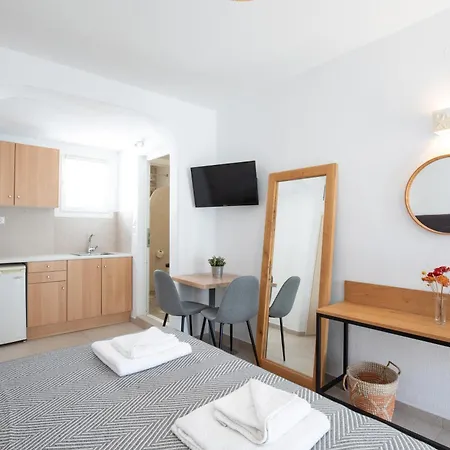 Agia Anna Beachfront Boutique 3* 프라가