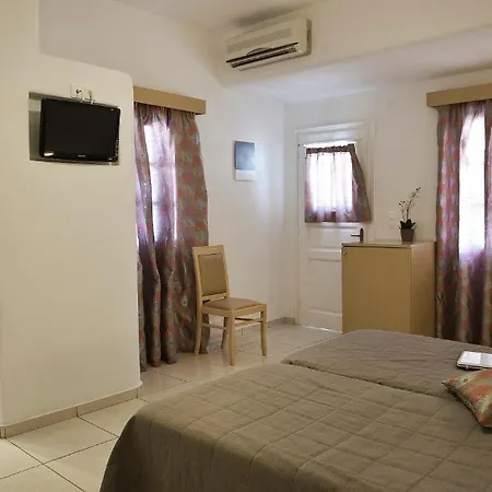 Agia Anna Beachfront Boutique 3* 프라가