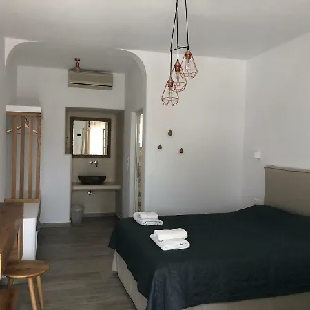호텔 Agia Anna Beachfront Boutique 프라가