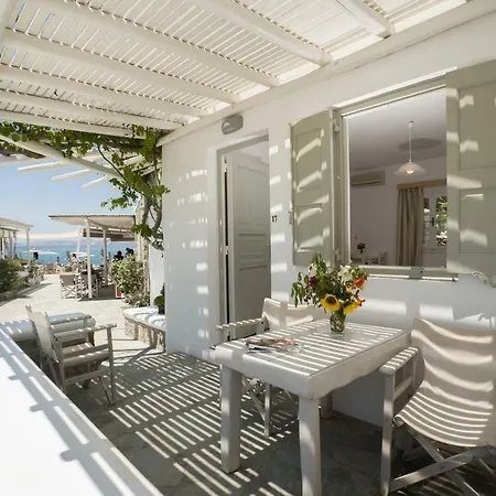 Agia Anna Beachfront Boutique Hotell