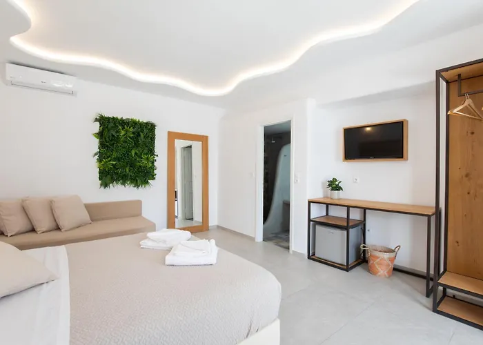 Agia Anna Beachfront Boutique 3*