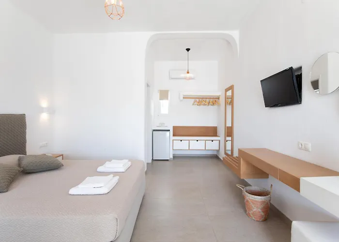 Agia Anna Beachfront Boutique パラガ