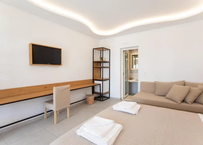 Agia Anna Beachfront Boutique ホテル