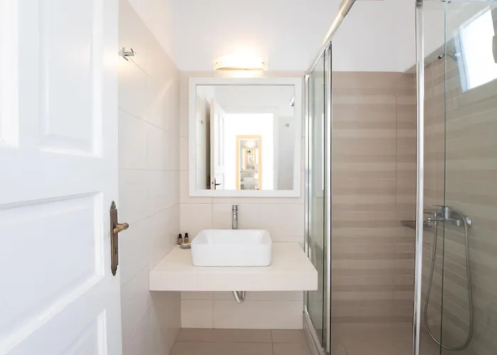 Agia Anna Beachfront Boutique ホテル 3*