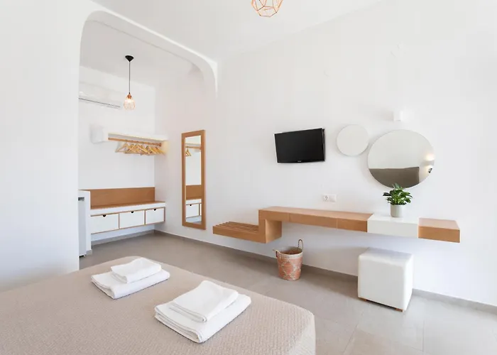 Agia Anna Beachfront Boutique Hotel