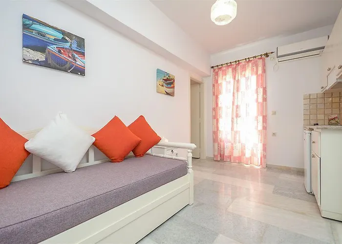 Agia Anna Beachfront Boutique ホテル パラガ