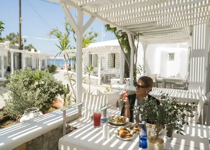 Agia Anna Beachfront Boutique ホテル 3*