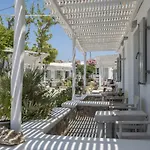 酒店 Agia Anna Beachfront Boutique 3*