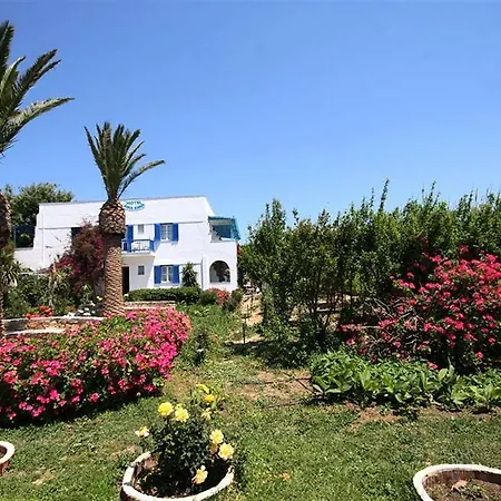 酒店 Agia Anna Beachfront Boutique 3*